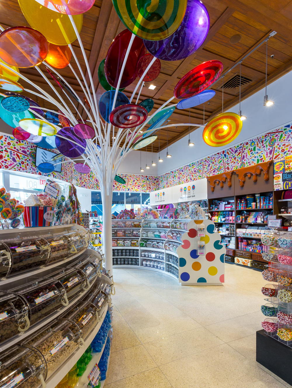 a look inside the new dylan"s candy bar in miami