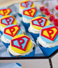 Vintage Pop Art Super Hero Birthday Party