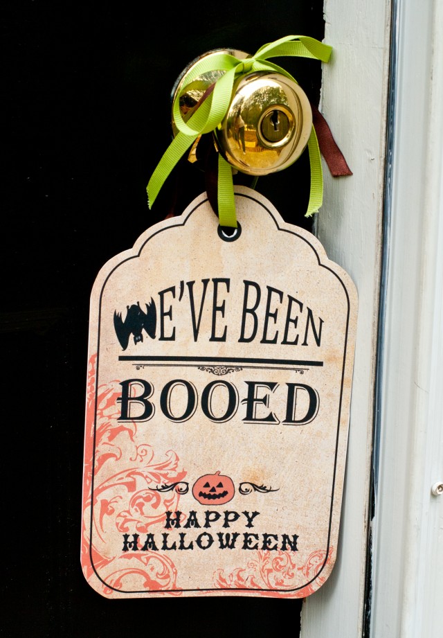 Boo Sign on Door