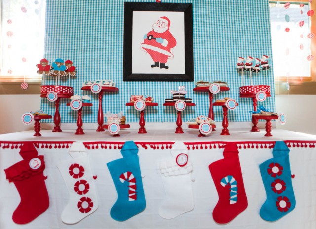 https://andersruff.com/custom-printable-parties/wp-content/uploads/2011/12/andersruff-north-pole-printable-christmas-party-collections-19-640x464.jpg