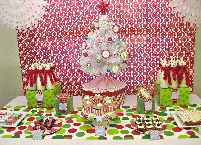 A Vintage Holiday Secret Santa Party - Anders Ruff Custom Designs, LLC