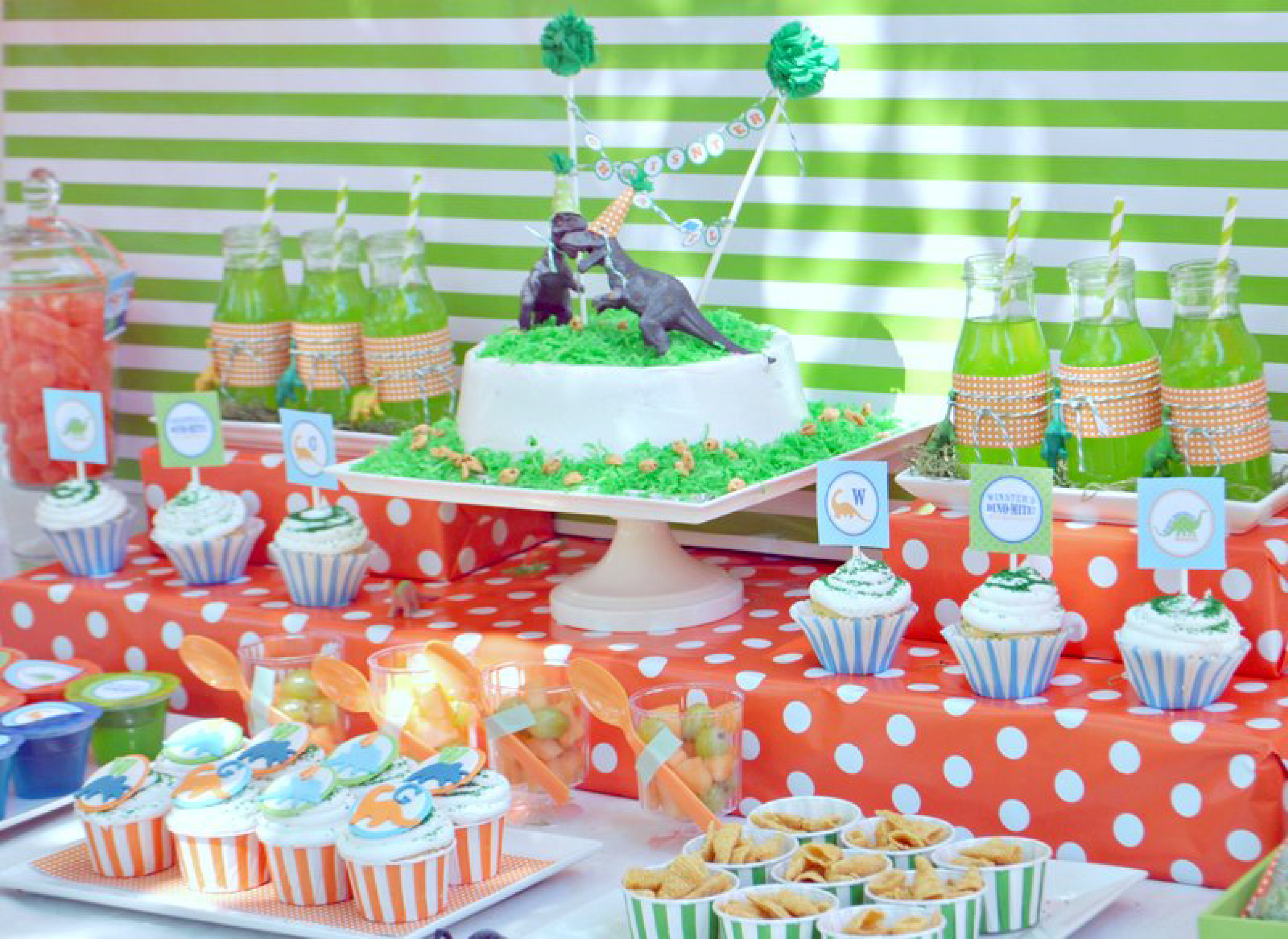 https://andersruff.com/custom-printable-parties/wp-content/uploads/2012/05/dinosaur-birthday-party-ideas-02.jpg