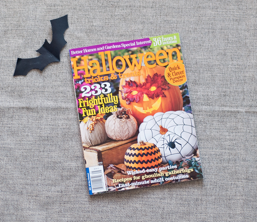 Better Homes & Gardens Halloween Tricks & Treats: The Editors of