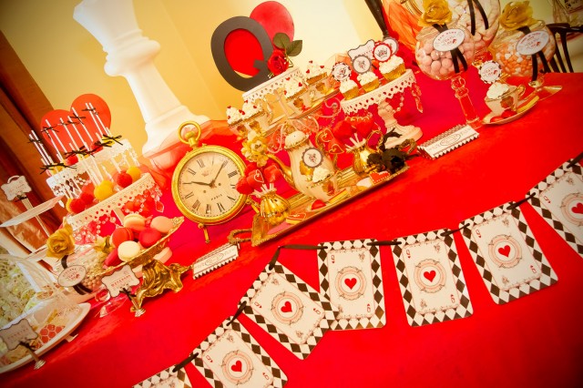 queen of hearts birthday party