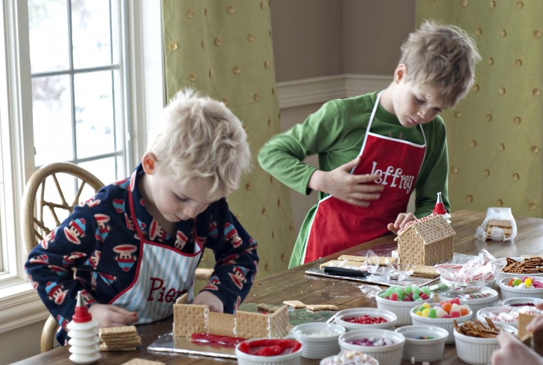 2nd Annual Gingerbread House Making (The easy way, of course!)