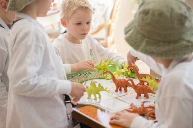 dinosaur dig party ideas