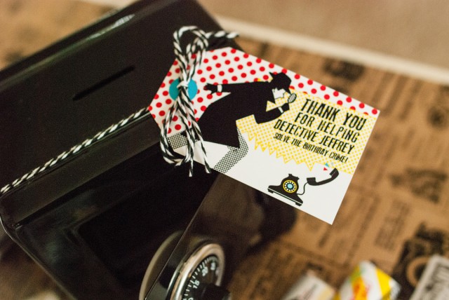 detective party favor tags