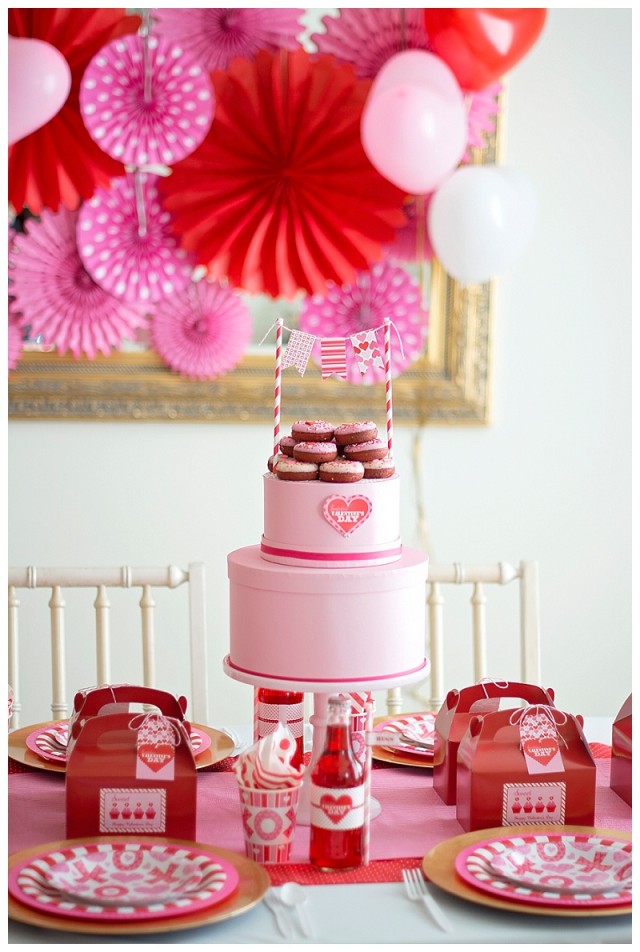 Beistle Tissue Strawberry Party Decoration