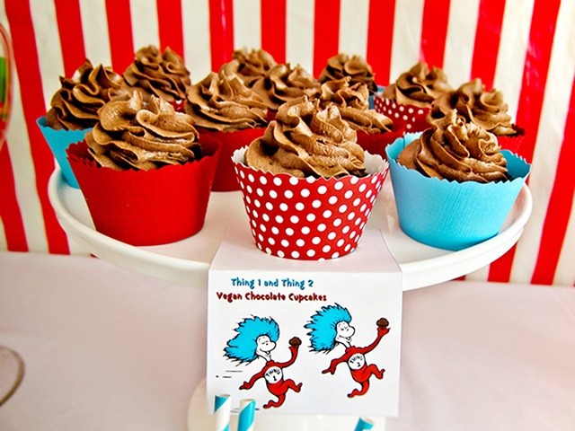 Thing 1 Thing 2 cupcakes