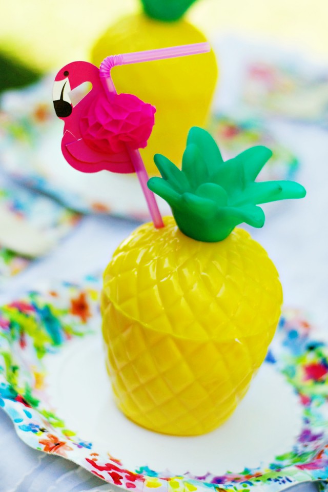 pineapple-flamingo-drink