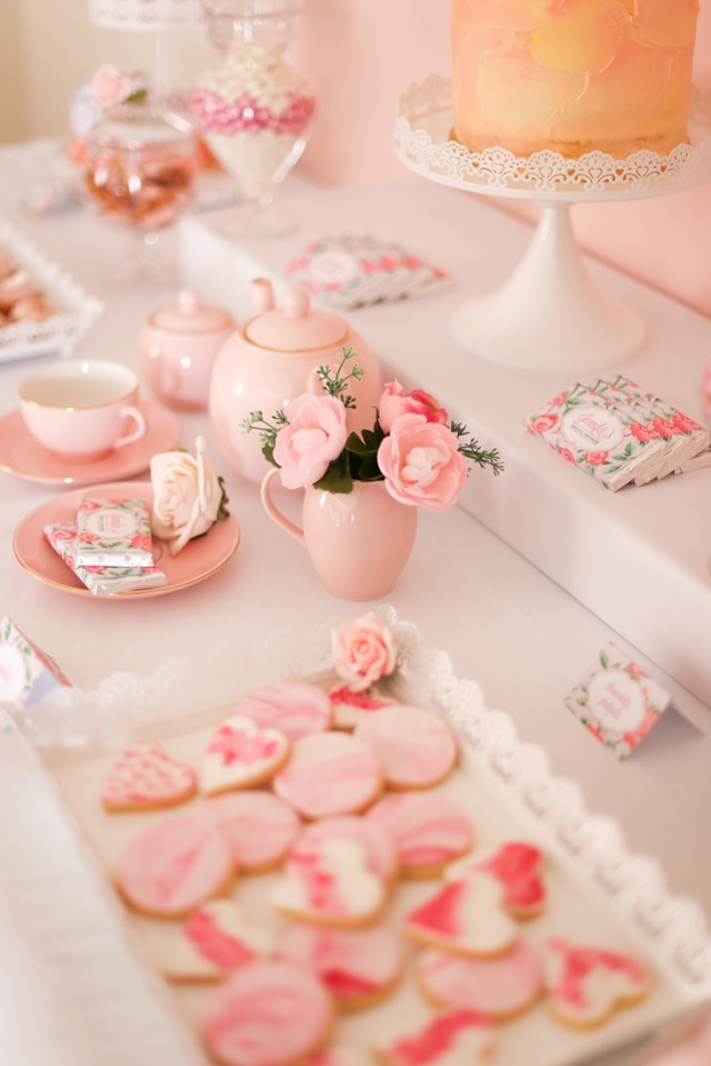 Vintage floral party with rose accents