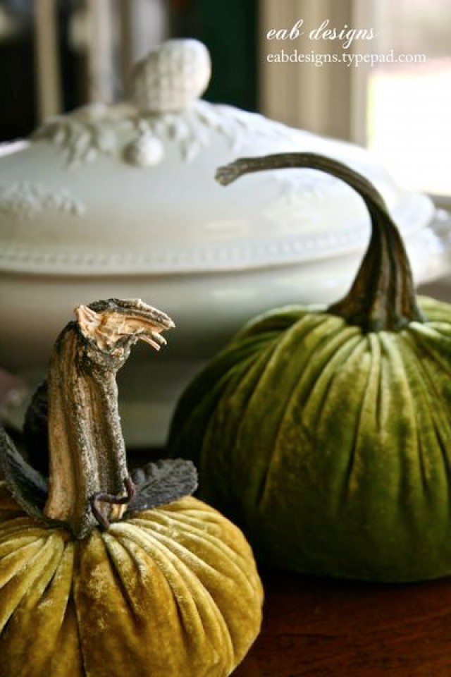 diy velvet pumpkins