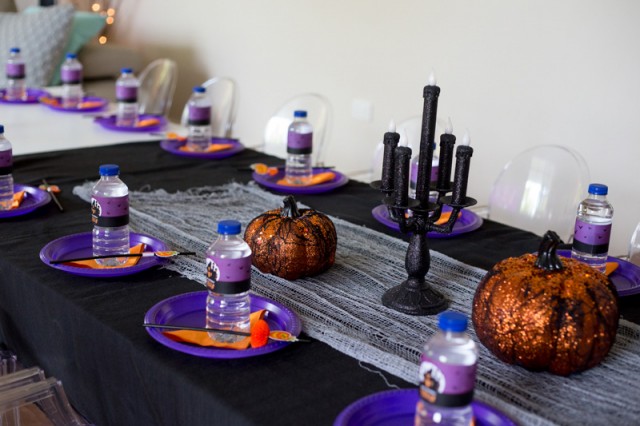 halloween tablescape