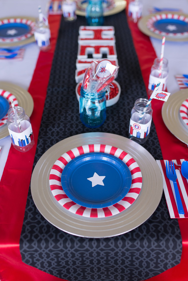 Avengers Inspired Party with Printable decorations from Anders Ruff