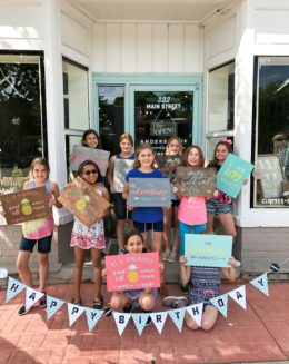 Arts and crafts birthday party
