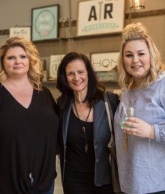 AR Workshop Nashville Brings DIY Home Décor Options to Tennessee