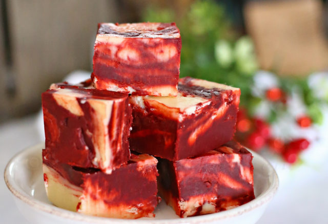 red velvet fudge Christmas candy