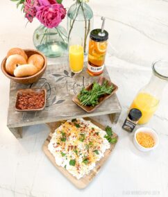 Brunch DIY: Bagel and Cream Cheese Board + Age & Infused Mimosas