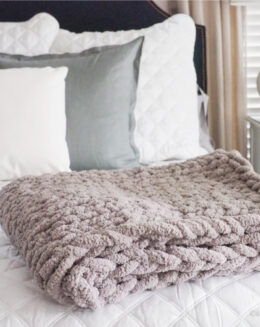 chunky knit blankets