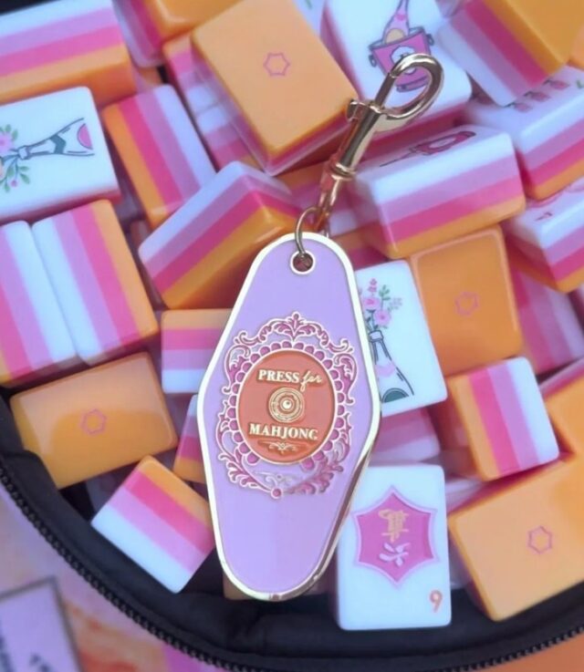 Mahjong keychain
